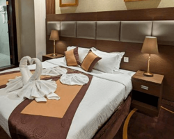 Al Ansar Palace Golden Tulip Hotel~ thumbnail